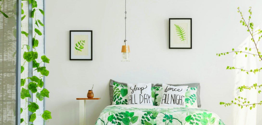 Jak zrobić porządki w sypialni i stworzyć w niej strefę relaksu? Praktyczne porady eksperta