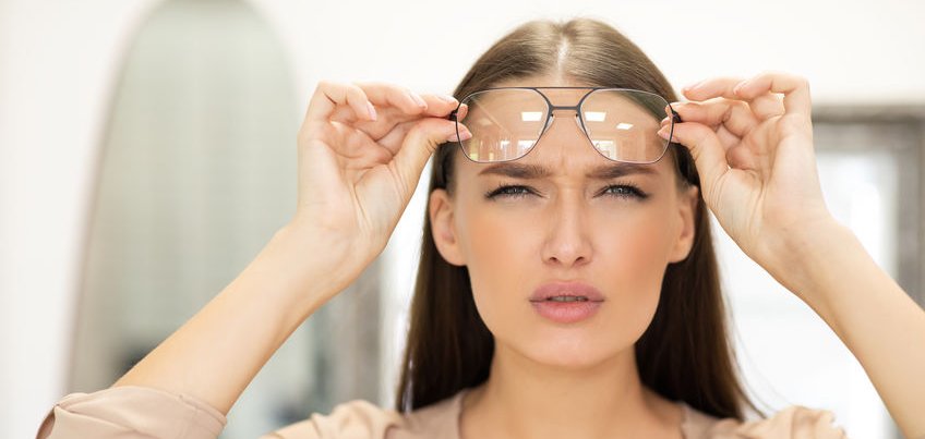 Prosty domowy test pomoże rozpoznać astygmatyzm. Na czym polega ta wada wzroku i kiedy iść do okulisty?