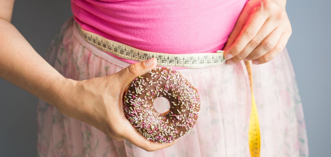 Jak pozbyć się oponki na brzuchu? 4 domowe sposoby, by zgubić niechciane fałdki