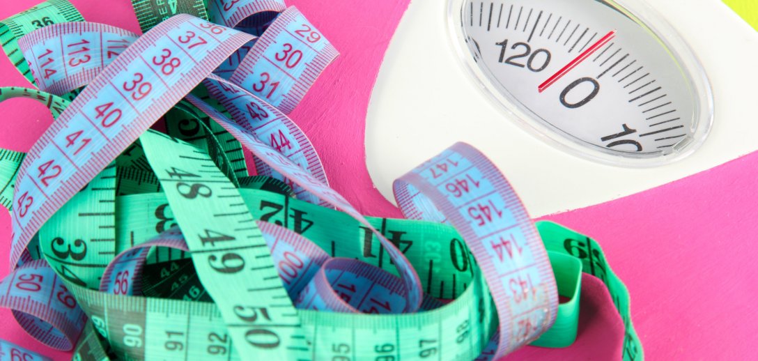 Nie możesz schudnąć? Oto 9 wskazówek dietetyków, które pomogą stracić zbędne kilogramy