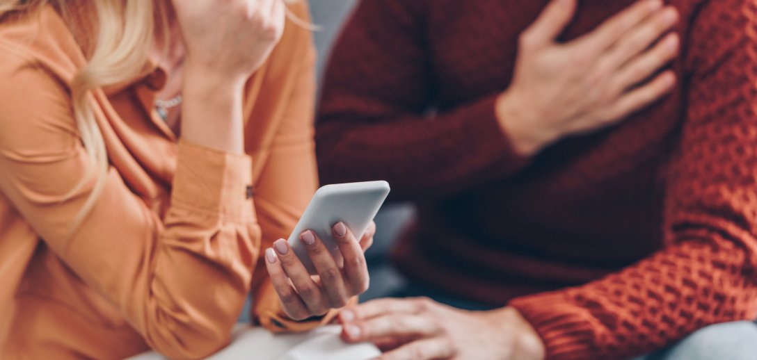 „Latami podejrzewałam męża o najgorsze. Gdy zrozumiałam swój błąd, było już za późno”