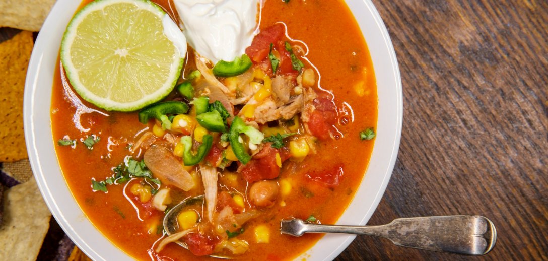 Zupa meksykańska z papryką chili. Dla miłośników ostrego smaku