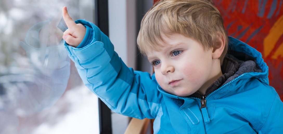 Wspierając uchodźców z Ukrainy, wykażmy się delikatnością i taktem – radzi psycholog