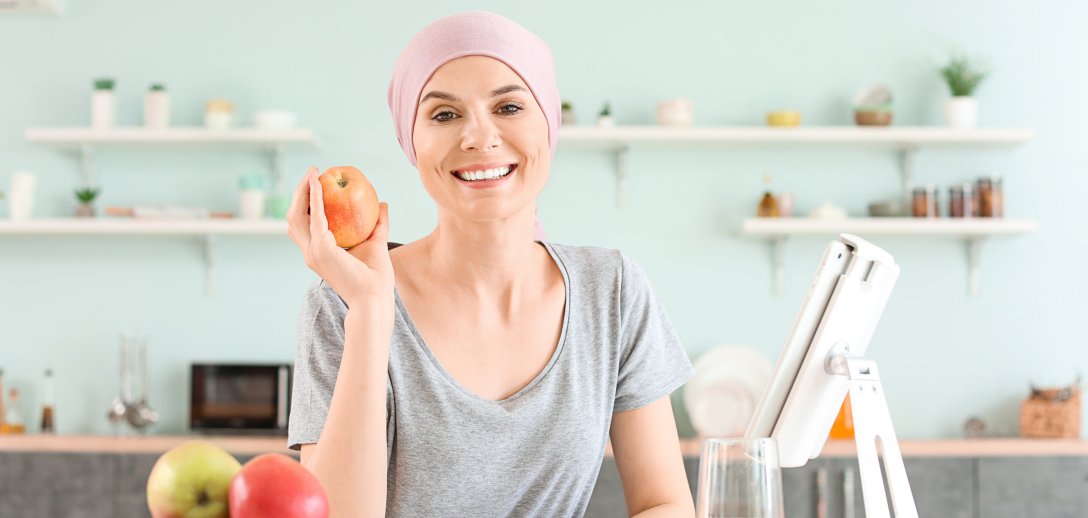 Czy raka można wyleczyć głodówką? Obalamy popularne mity o odżywianiu w czasie leczenia nowotworu