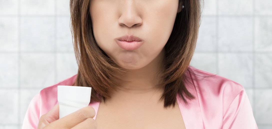 Grzybica jamy ustnej – jak ją pokonać domowymi sposobami i właściwą dietą?