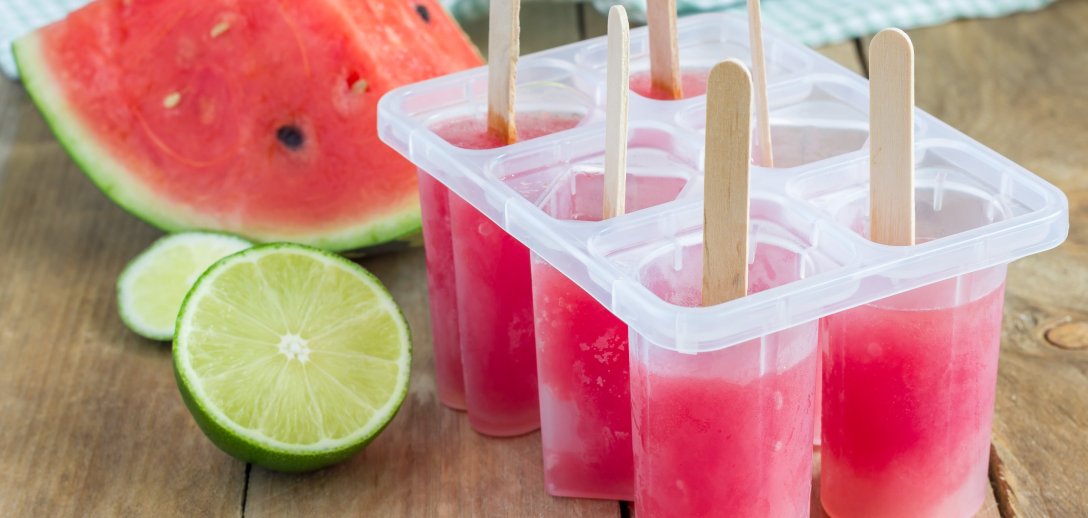 Słodycze na diecie odchudzającej – dietetyk wyjaśnia, jak po nie sięgać, by nie przejmować się wagą