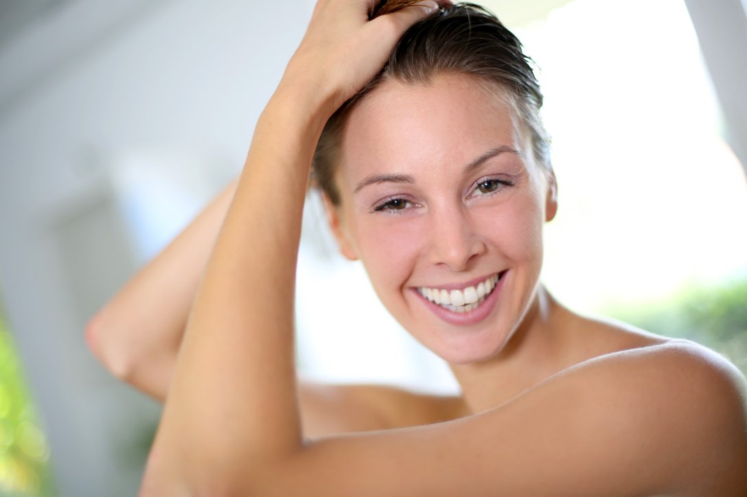 Peeling trychologiczny do skóry głowy – sprawdź, dlaczego jest tak ważny w pielęgnacji włosów!