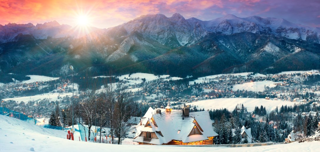Ferie zimowe pod Tatrami. Ciekawe miejsca, które warto zwiedzić w Zakopanem z dala od Krupówek i tłumów