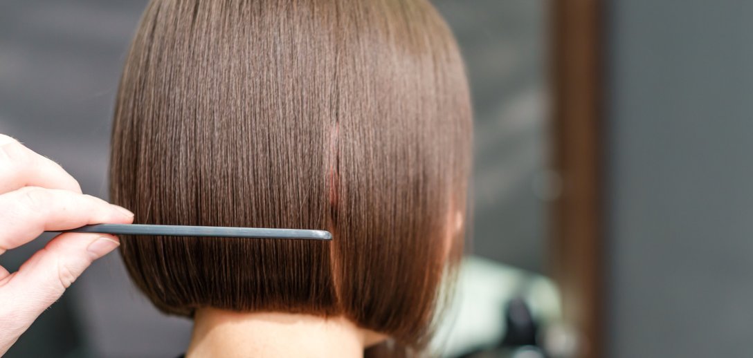 Fryzura bubble bob – modne cięcie na wiosnę 2023, które doda włosom objętości