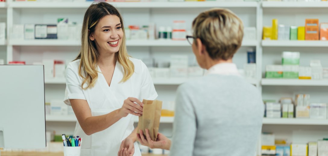 5 pytań o recepty na bezpłatne leki dla dzieci i seniorów. Sprawdź, jakie warunki trzeba spełnić