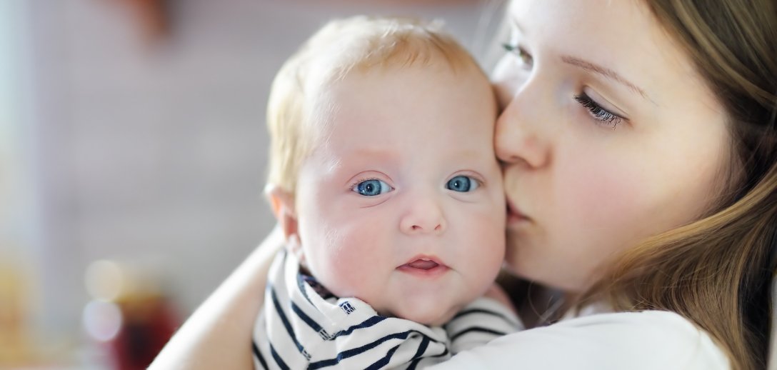 "Myśleliśmy, że nasza córka zaszła w ciążę z rówieśnikiem. Prawda okazała się szokująca...!"