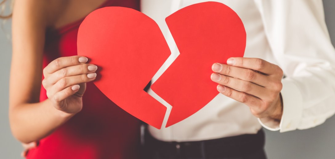Masz złamane serce? Sprawdź, jak pokonać smutek i ból po rozstaniu