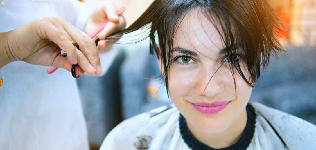 3 nowoczesne krótkie fryzury, które nigdy nie wychodzą z mody. Jak je układać, by zawsze wyglądać świetnie?