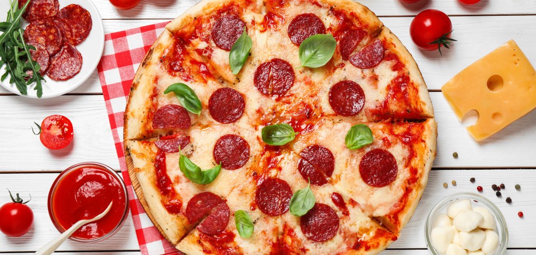 Domowa fit pizza: 6 sprawdzonych przepisów, które sprawią, że zapomnisz o tradycyjnej wersji