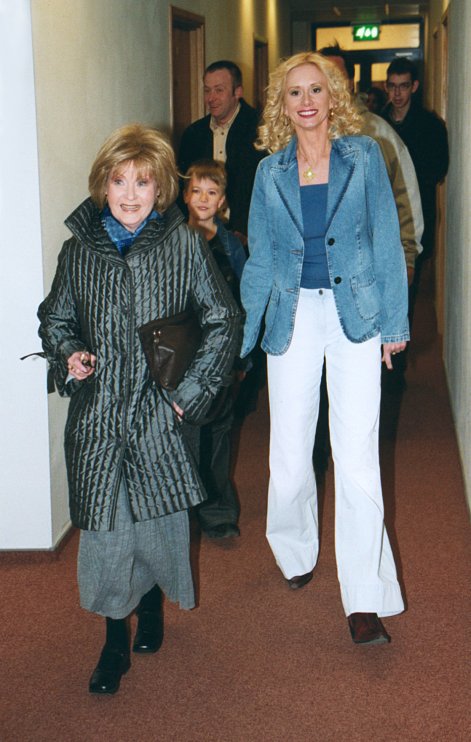 Ewa-Gawryluk-kiedyś-i-dziś-2002