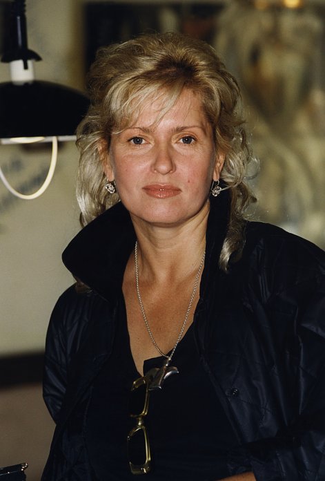 Ewa-Kasprzyk-kiedyś-i-dziś-stare-zdjęcia