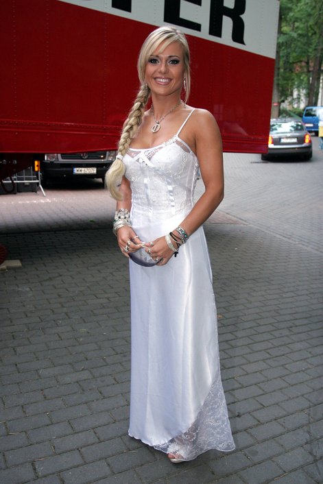 Doda-Dorota-Rabczewska-kiedyś-i-dziś-2005