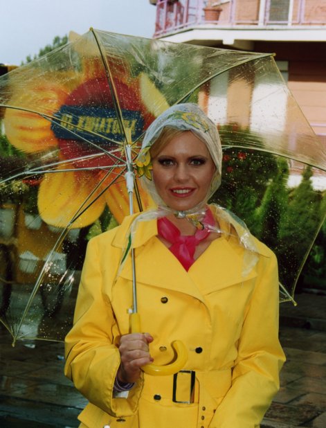 Magdalena-Stużyńska-kiedyś-i-dziś-2001-rok-karolcia