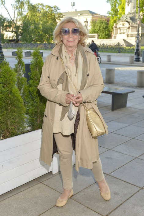 Ewa-Wiśniewska-kiedyś-i-dziś-2021-rok