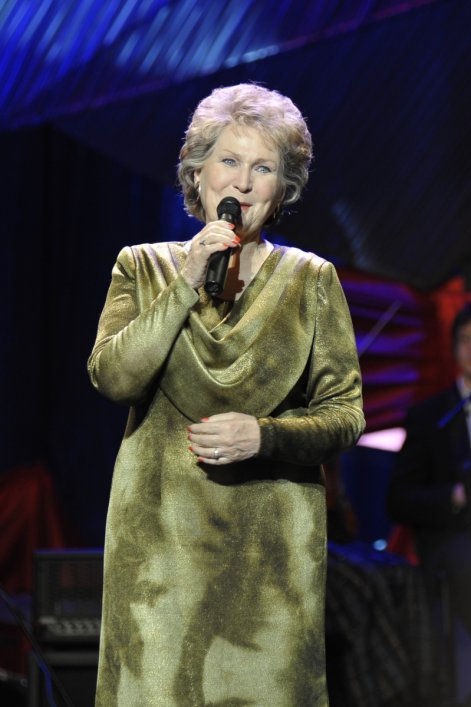 Irena-Santor-kiedyś-i-dziś-2009-rok