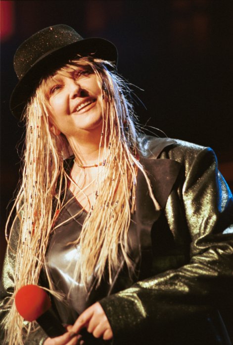 Maryla-Rodowicz-kiedyś-i-dziś-2000-portret