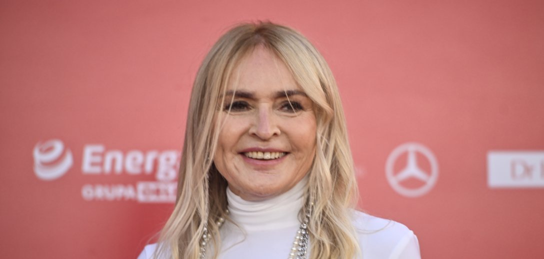 Monika Olejnik kiedyś i dziś – zobacz, jak wyglądała w młodości. Te stare zdjęcia to hit!