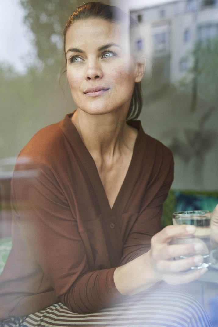 Objawy menopauzy bywają mylące. Te sygnały łatwo przeoczyć