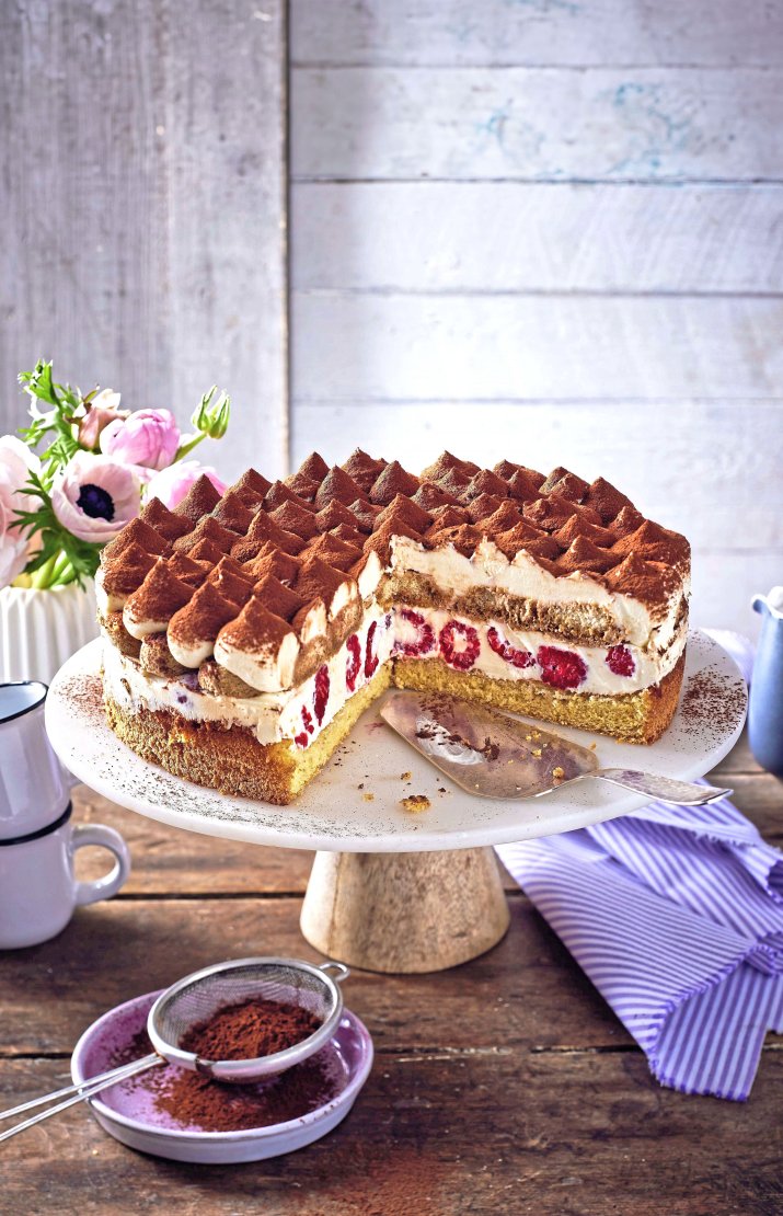 WYKWINTNY TORT WE WŁOSKIM STYLU