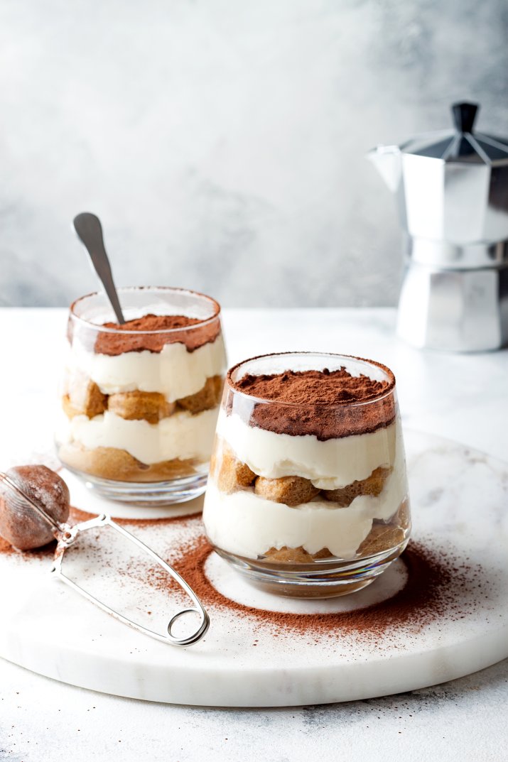 5 deserów à la tiramisu. Słodkie propozycje na każdą okazję