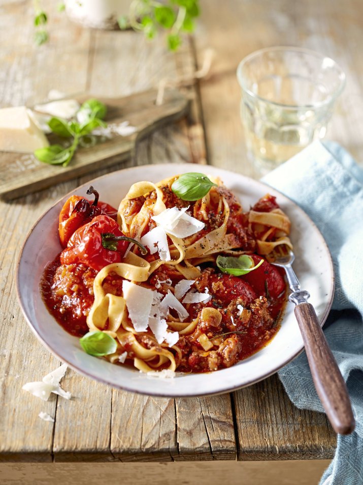 08_F9532901-Spaghetti Bolognese