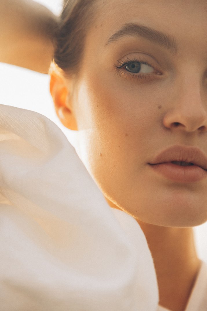 TOP 5 serum do rzęs, które wspierają wzrost i ograniczają wypadanie