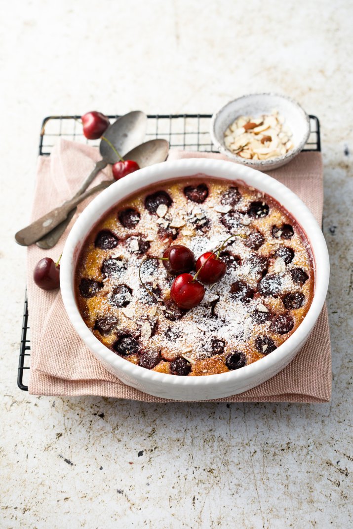 Francuzi pieką go od pokoleń. Clafoutis zachwyca już od pierwszego kęsa